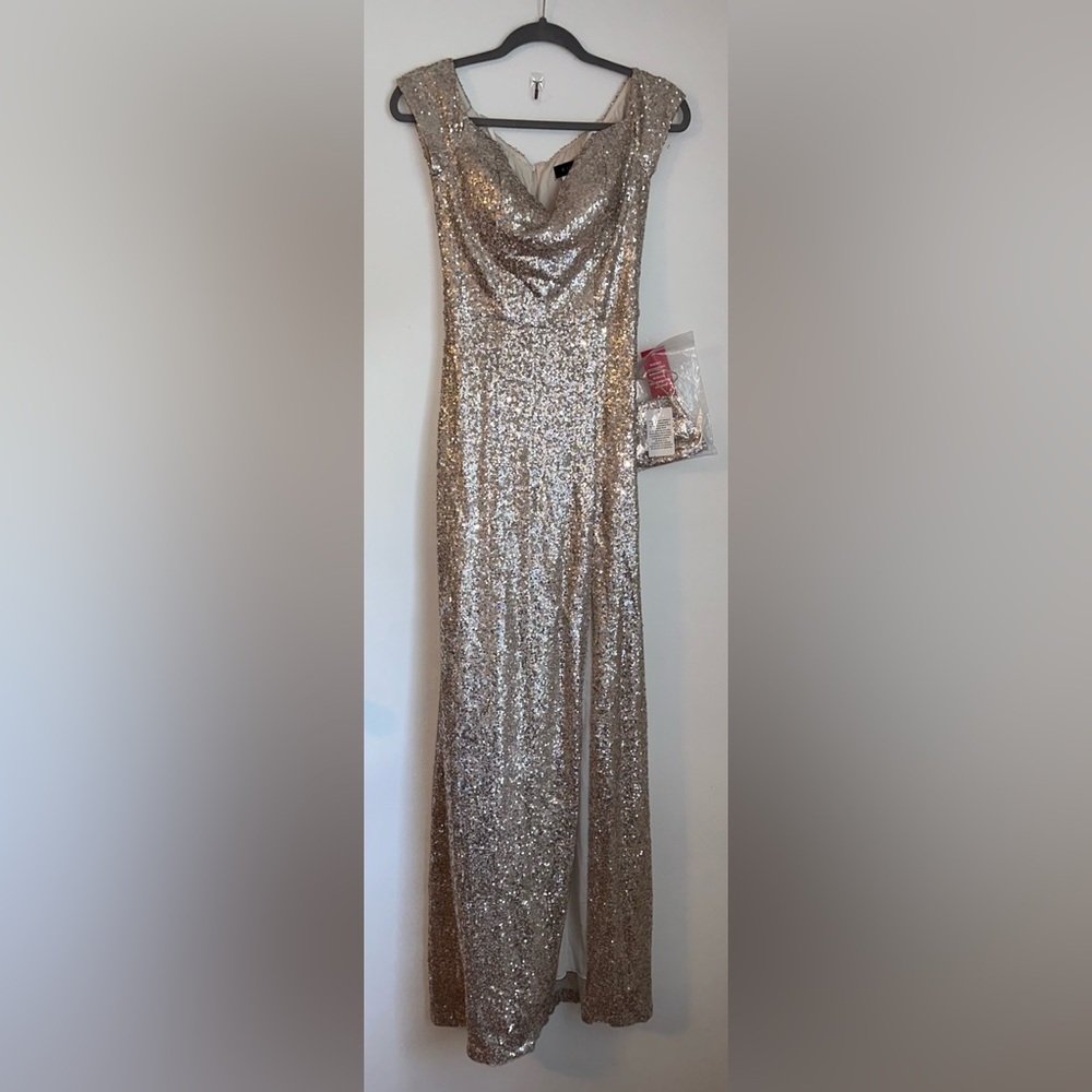 NWT! B. Smart Gold Sequin long formal dress size 7/8